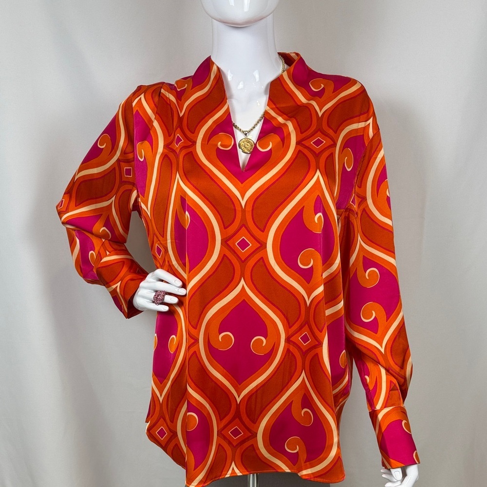 Rachel Zoe Geometric Print Vibrant Orange Pink 70s Retro Vibe Blouse Size M NWOT